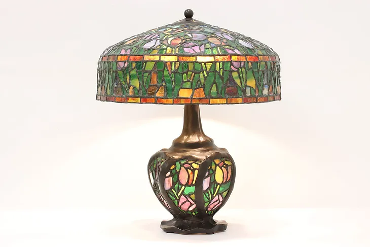 Art Nouveau Vintage Stained Glass Office or Library Lamp, Lighted Base #44937