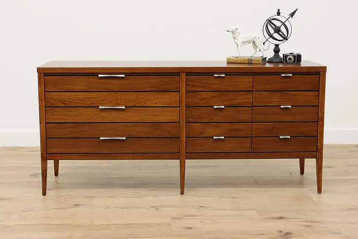 Midcentury Modern 60s Vintage Walnut Dresser or Chest, Lane #46698