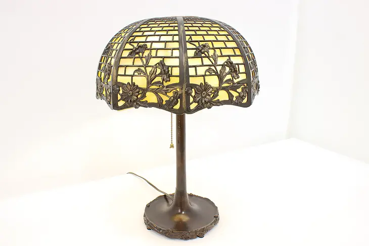 Stained Glass Panel Filigree Shade Antique Desk Lamp #47012