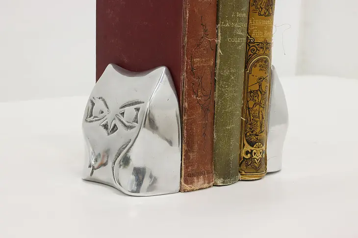 Pair of Vintage Cast Aluminum Owl Bookends, Hoselton #47948