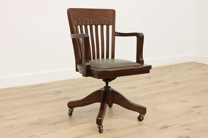 Traditional Antique Swivel & Adjustable Desk Chair Gunlocke #41944