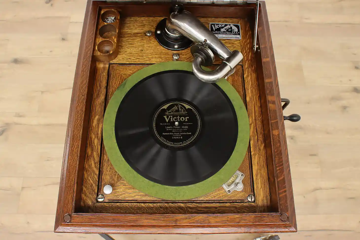 Victrola Antique Oak Record Player Phonograph Victor VV-X #53790