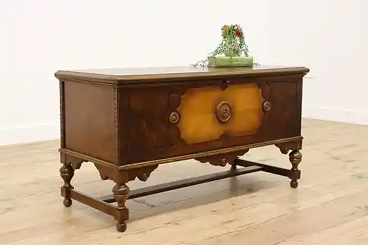 Tudor Vintage Cedar Lined Blanket Chest Trunk Coffee Table #55848