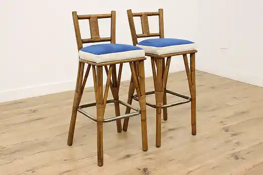 Pair of Wicker Vintage Counter Bar Stools, Ficks Reed #53885