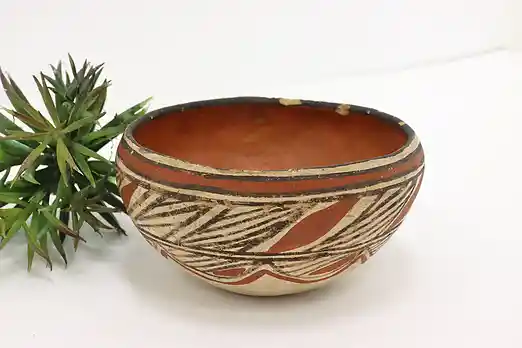 Native American Santa Domingo Pueblo Handmade Pottery Bowl #51197