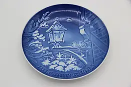 Bing and Grondahl Christmas Plate, Christmas in the Old Town, 1983 #36589