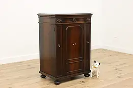 Victrola Antique Record Player Victor Phonograph & Records #50993