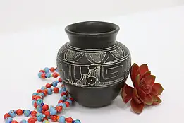 Indigenous Vintage Hand Painted Black & White Pottery Vase #54922