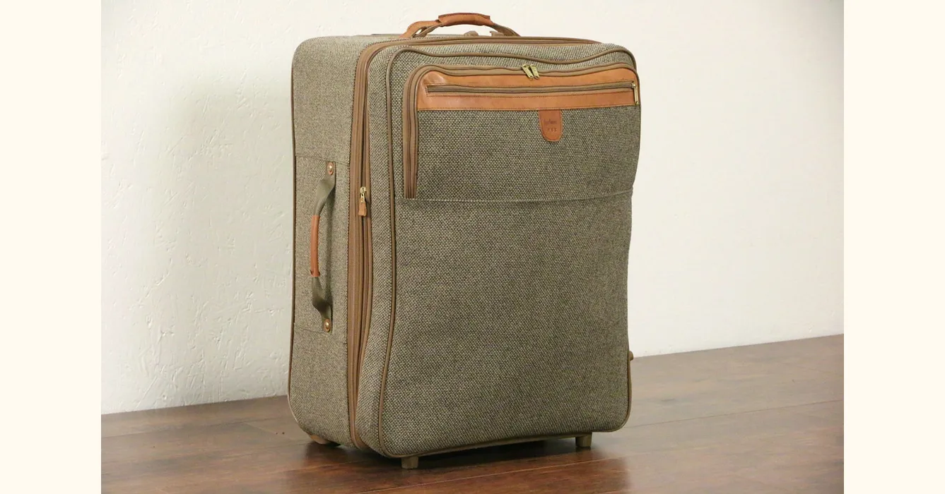 Hartmann 27 Tweed & Leather Rolling Suitcase Luggage with Garment Bag