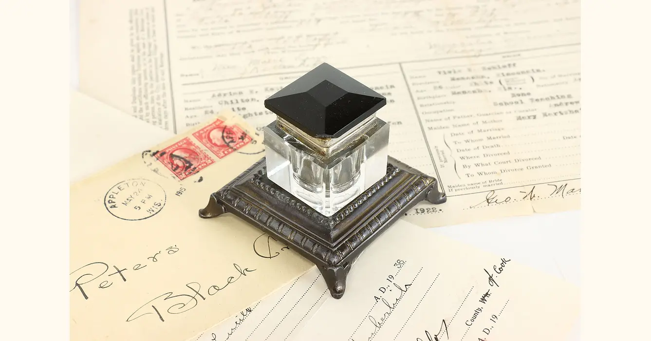 Calligraphy Ink Glass Inkwell with Metal Bronze Decorated Scew Cap N457