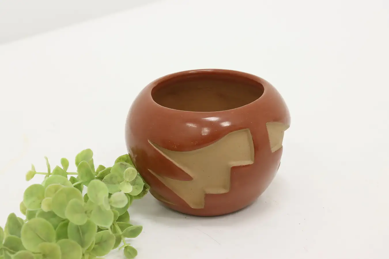 Main image of Santa Clara Pueblo Native American Cutout Pottery, Suazo