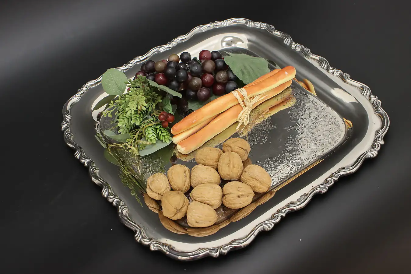 Main image of Traditional Vintage Engraved Silverplate Platter Tray Oneida