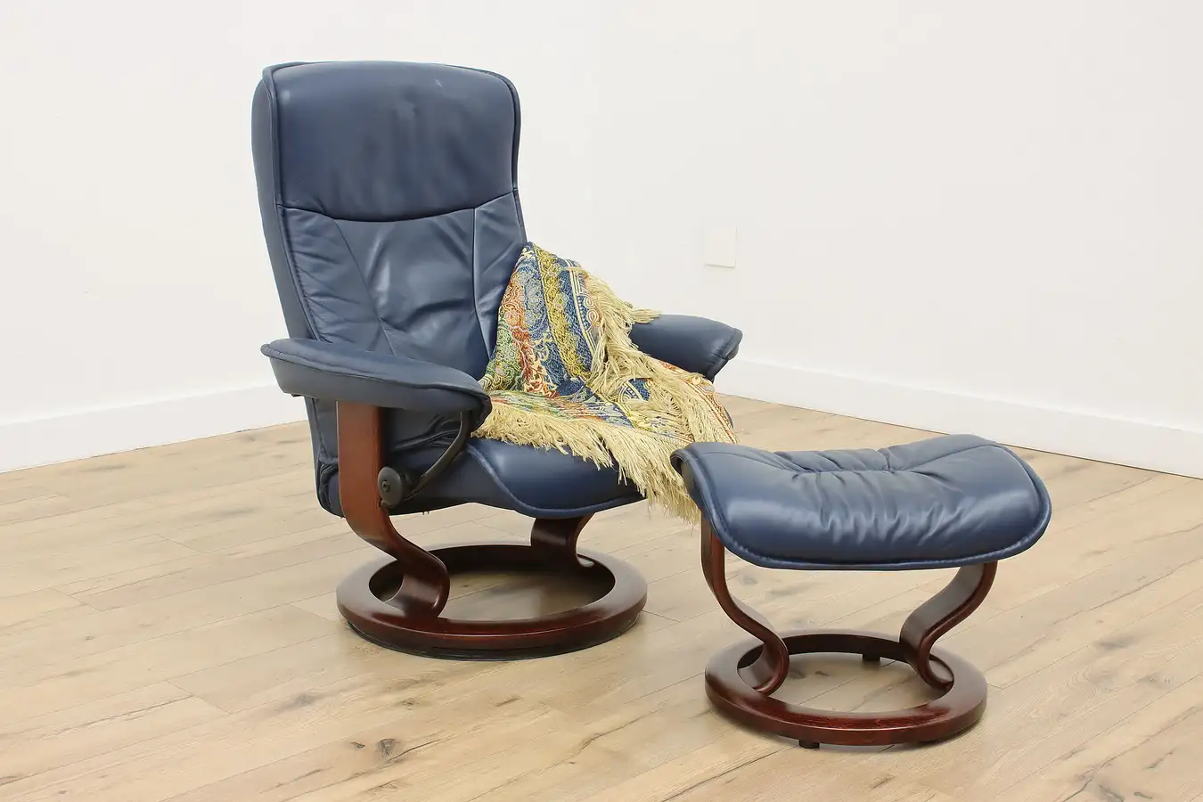 Main image of Stressless Midcentury Modern Vintage Leather Chair, Ekornes