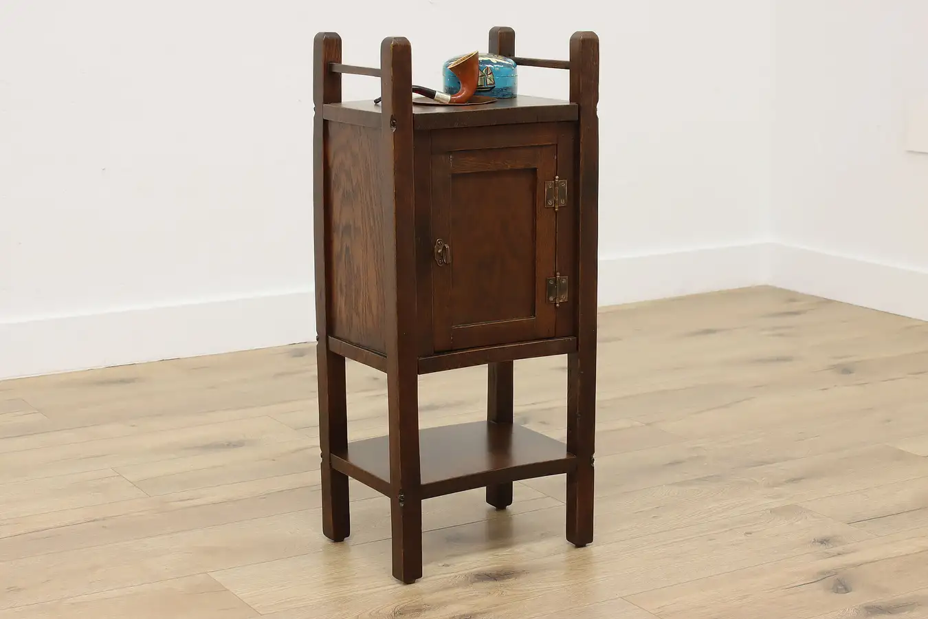 Main image of Craftsman Antique Oak Chairside Smoking Drinks Stand Ashtray