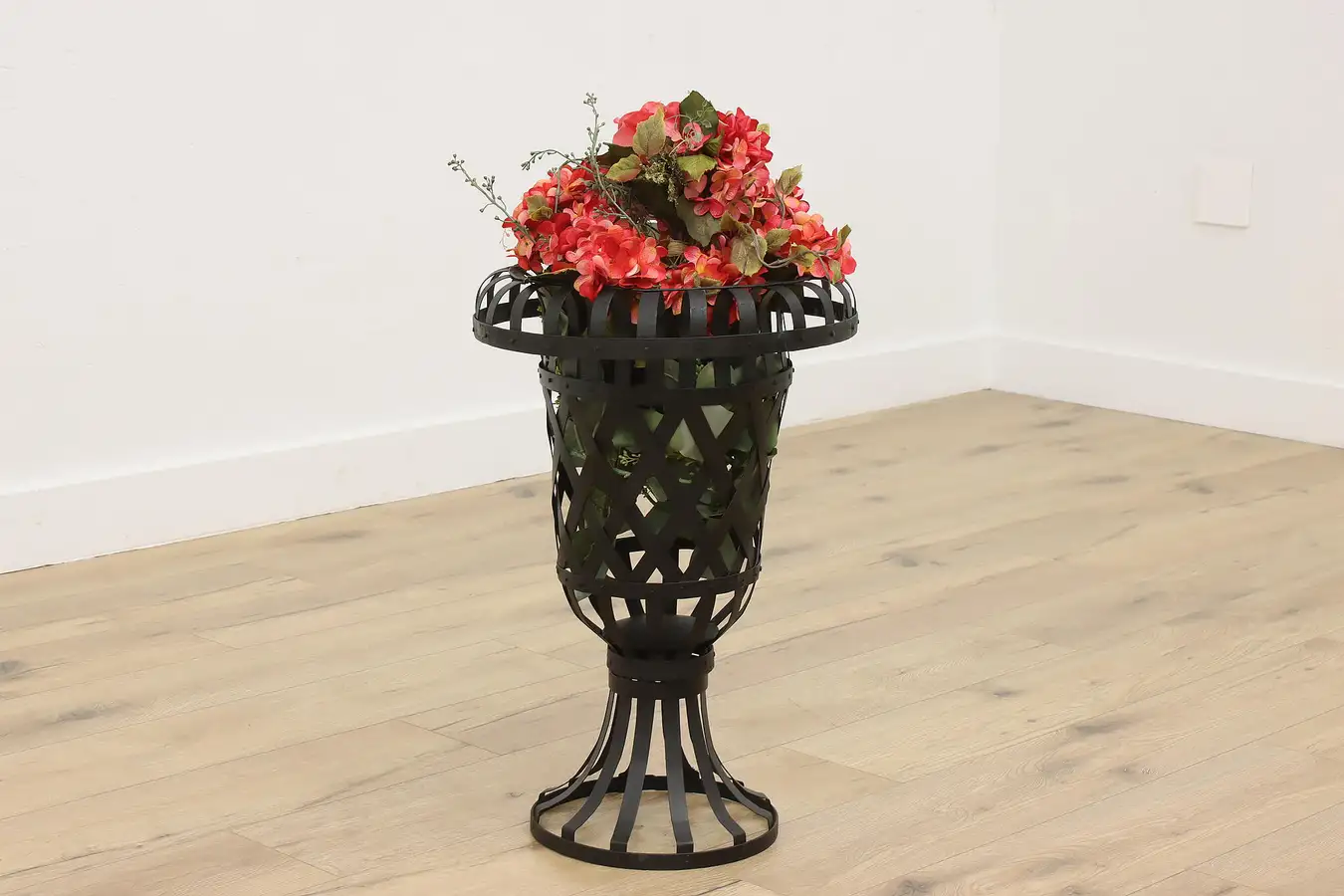 Main image of Garden or Patio Vintage Painted Steel Basket or Planter