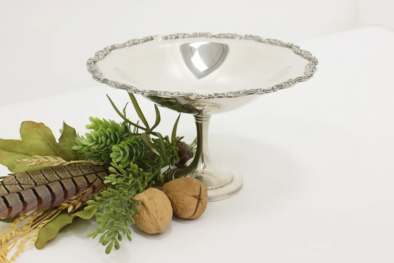 Main image of Traditional Vintage Silverplate Compote Candy Dish Oneida