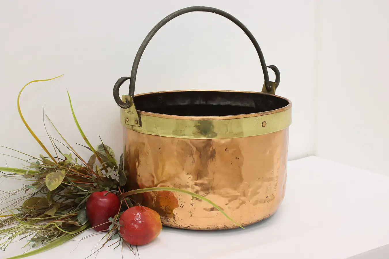 Main image of Farmhouse Antique Copper & Brass Candy Kettle or Cauldron
