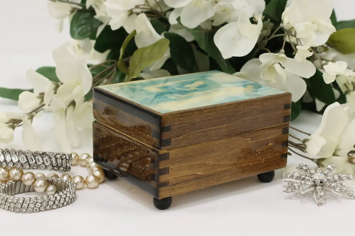 Main image of Swiss Reuge Music & Jewelry Box Beethoven Minuet in G