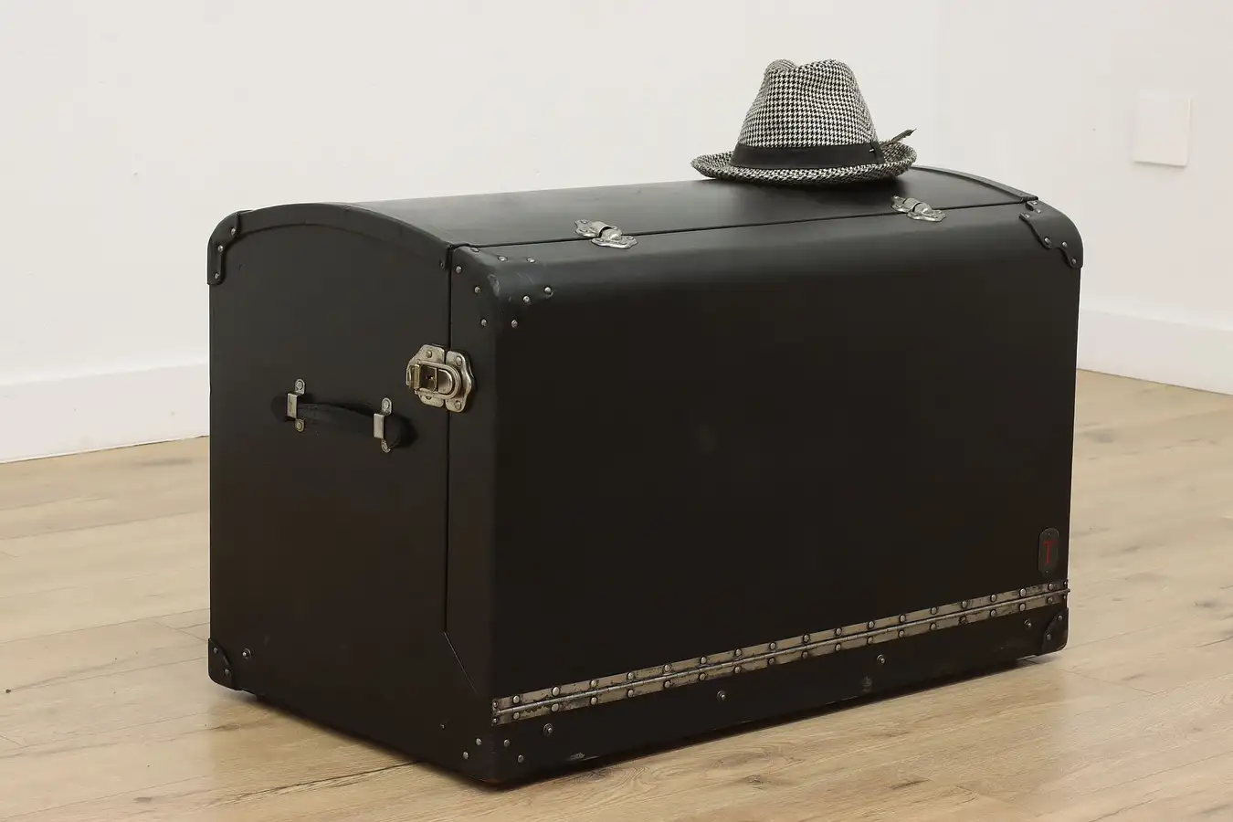 Main image of Art Deco Antique Oilcloth & Leather Automobile Trunk, Taylor