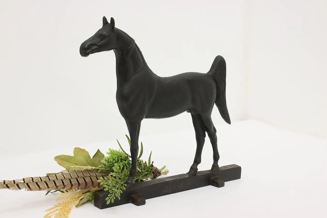 Main image of King's Genius Vintage Cast Iron Horse Door Stop, Virginia