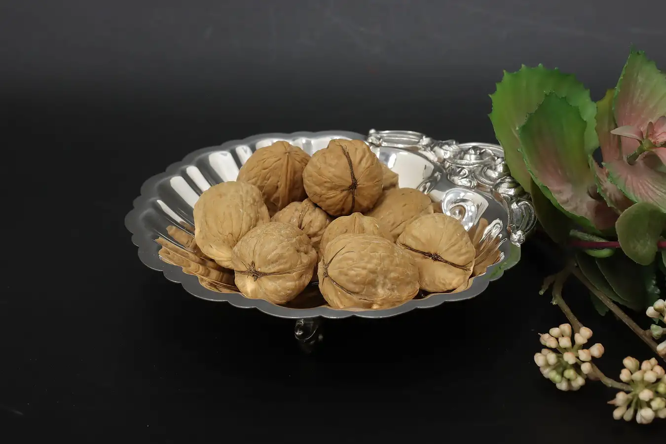 Main image of Shell Vintage English Silverplate Serving or Jewelry Tray