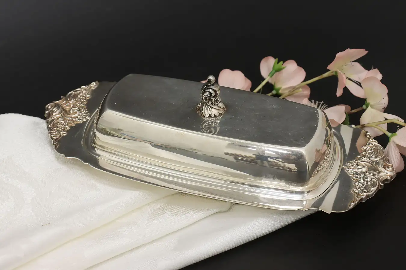 Main image of Baroque by Wallace Vintage Silverplate Butter Serving Dish