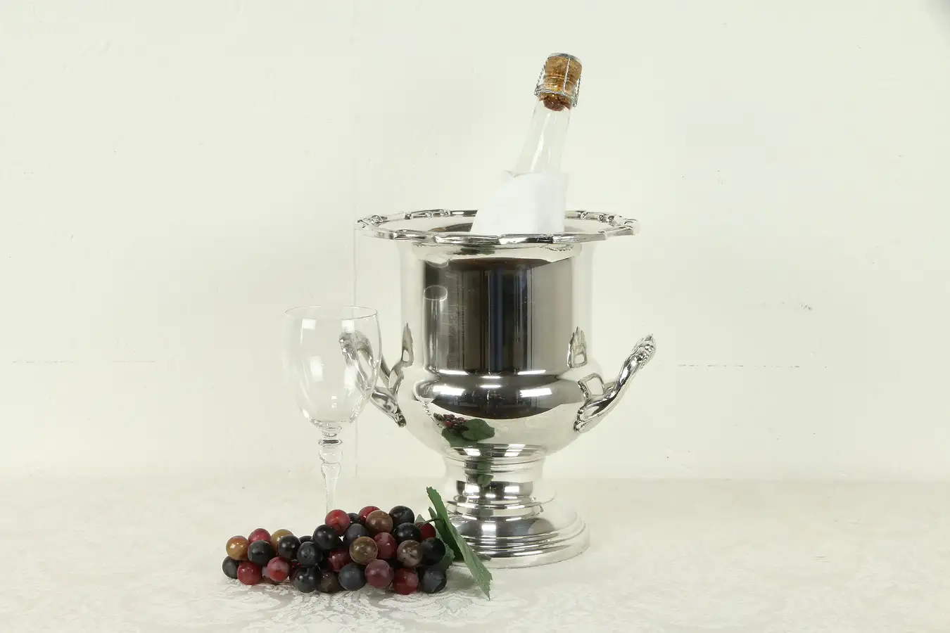Main image of Silverplate Vintage Champagne Bucket or Wine Cooler, Leonard