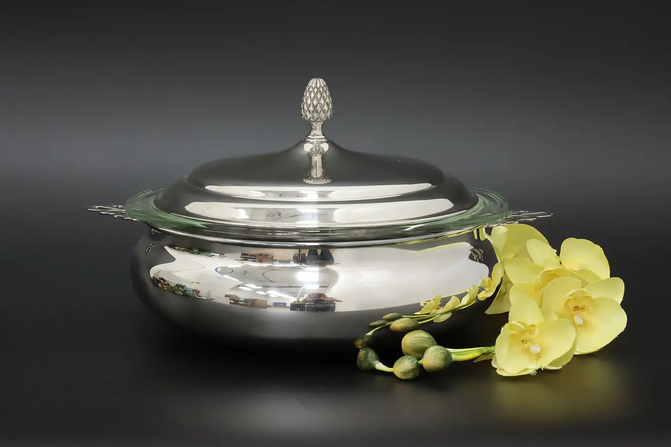 Main image of Silverplate Serving Dish, Pyrex Glass, Reed & Barton