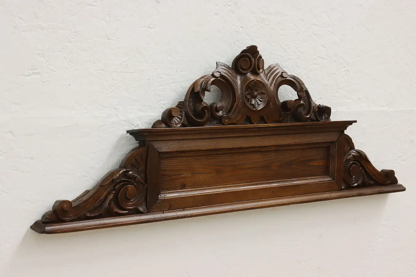 Main image of Victorian Antique Carved Pine Architectural Salvage Crest