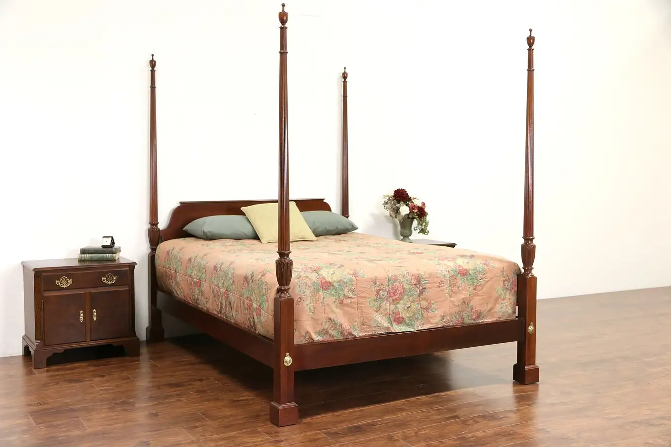 Main image of Baker Signed Rice Plantation Queen Size Vintage Poster Bed