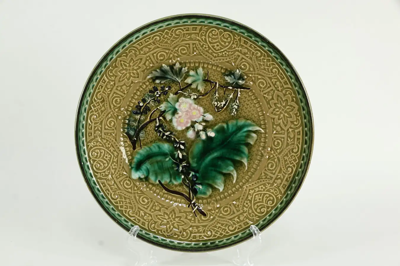 Main image of Majolica Antique Hand Painted 7 3/4" Plate