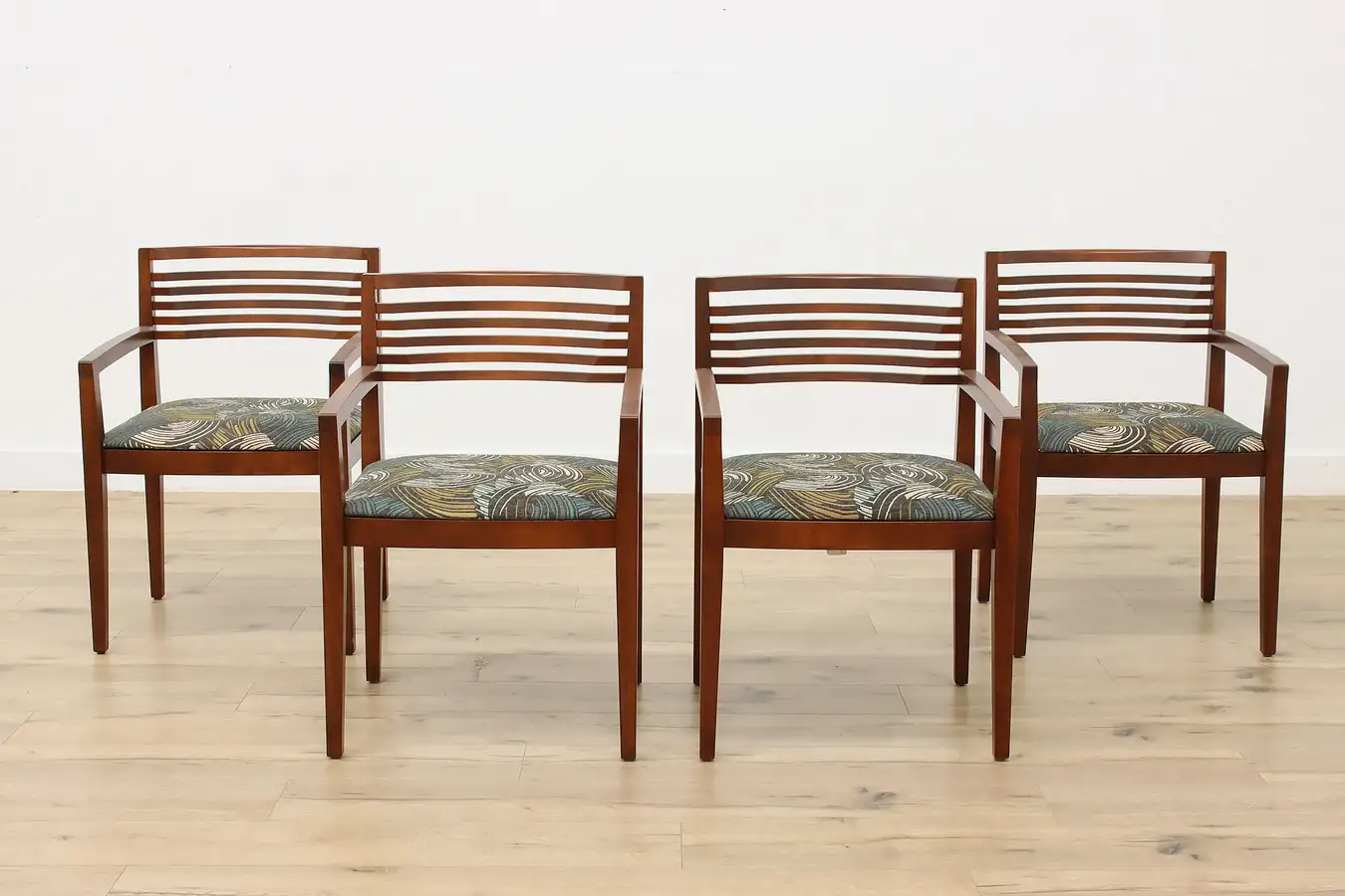 Main image of Set of 4 Vintage Midcentury Modern Birch Dining Chairs Knoll