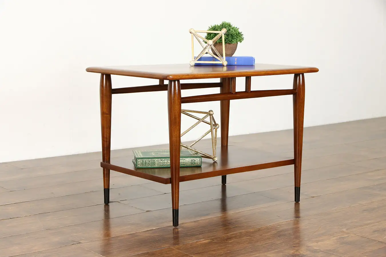 Main image of Lane Midcentury Modern Vintage Acclaim Dovetail End Coffee or Lamp Table