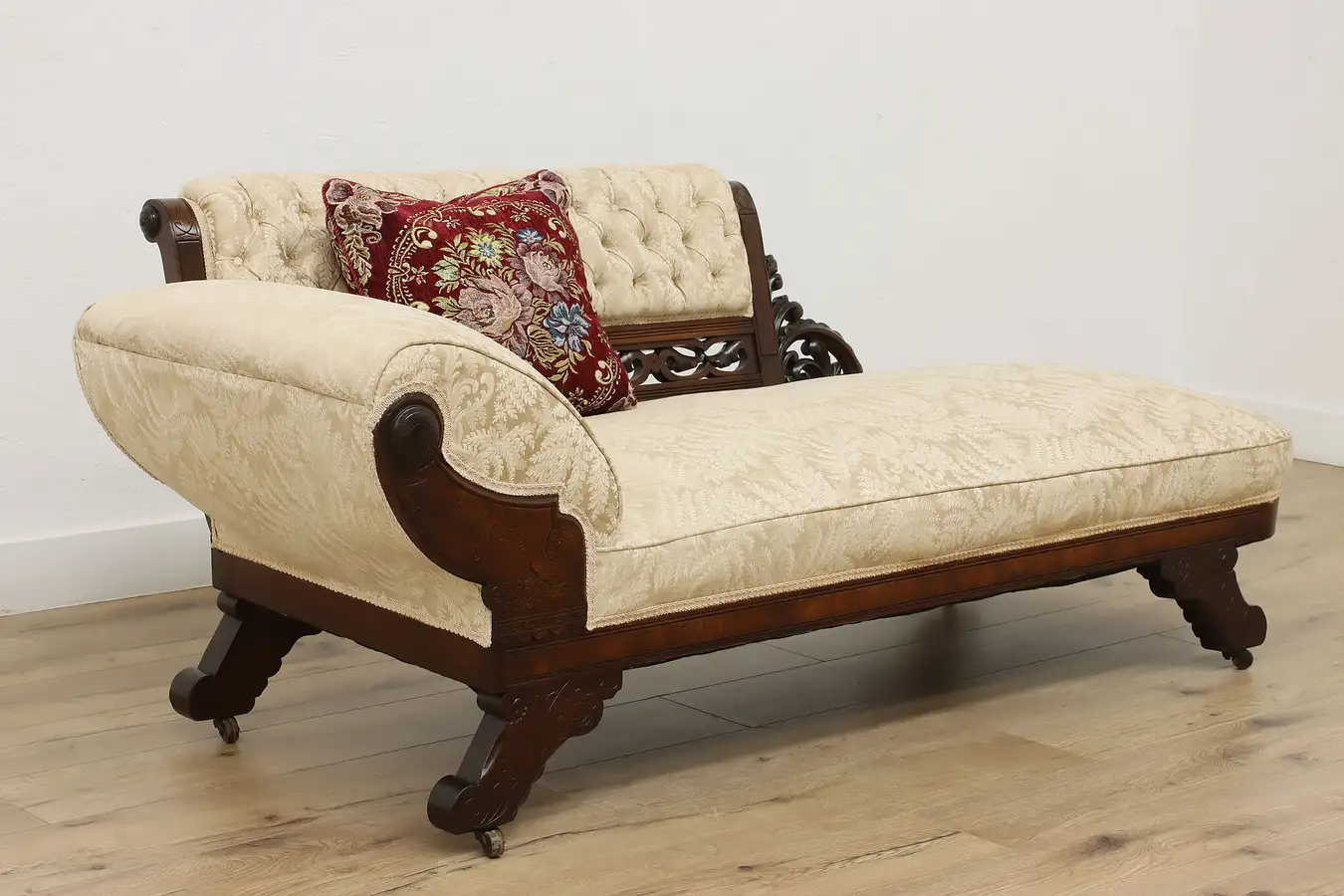 Main image of Victorian Antique Carved Walnut Chaise Lounge Fainting Couch