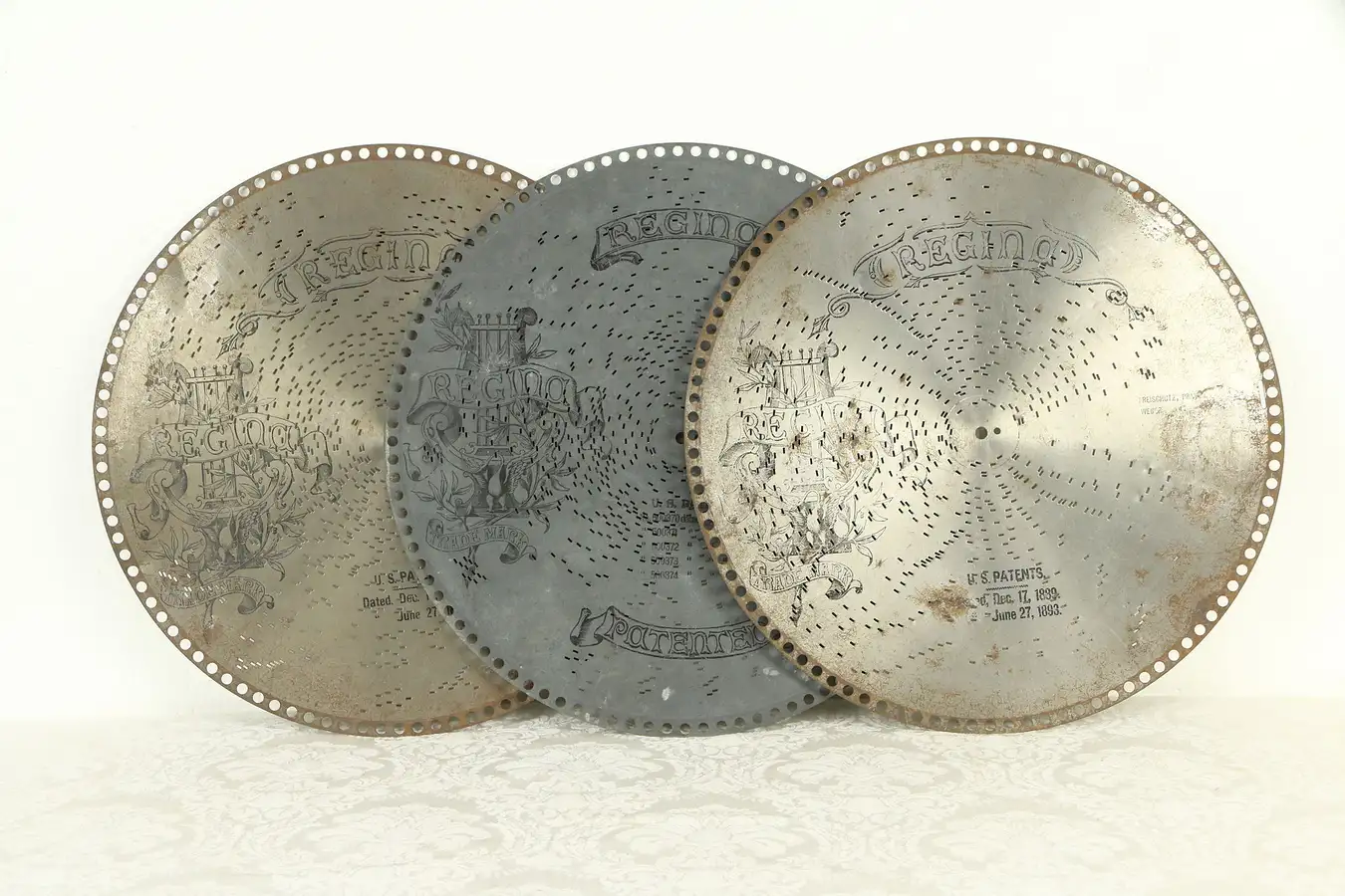 Main image of Regina Music Box 3 Antique 15 1/2" Disks, Opera Bohemian, Trovatore