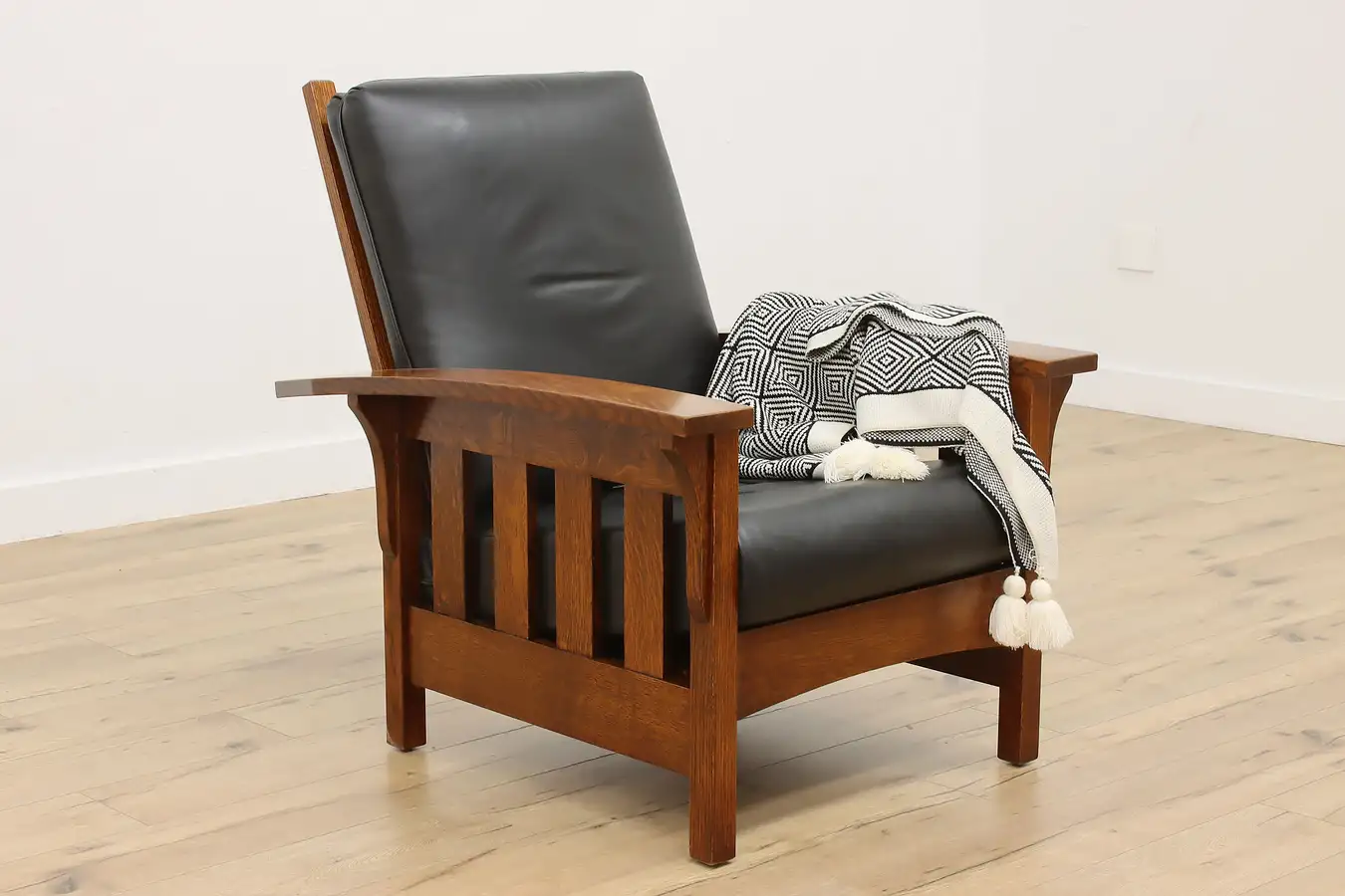 Main image of Arts & Crafts Mission Oak Vintage Morris Recliner Chair