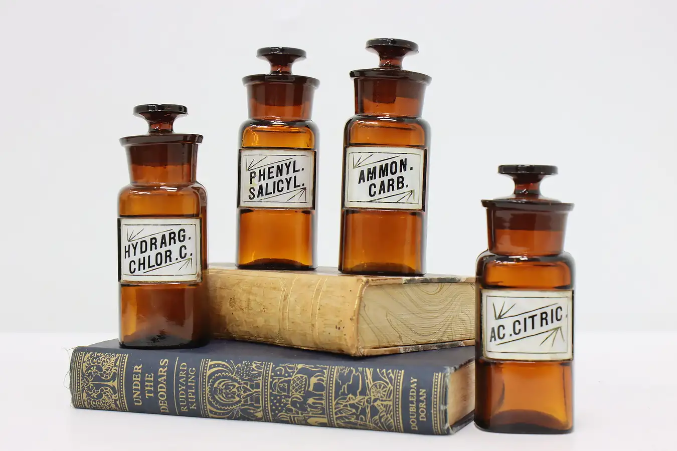 Main image of Set of 4 Antique Glass Apothecary Medicine Drug Bottles WT