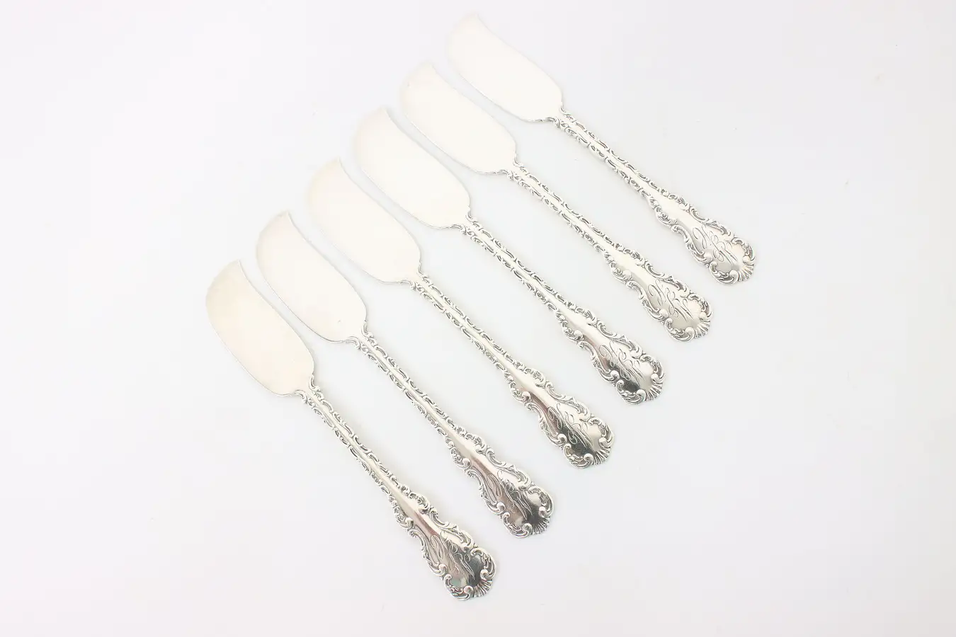 Main image of Set of 6 Victorian Antique Sterling Silver Butter or Cheese Knives, Wolf