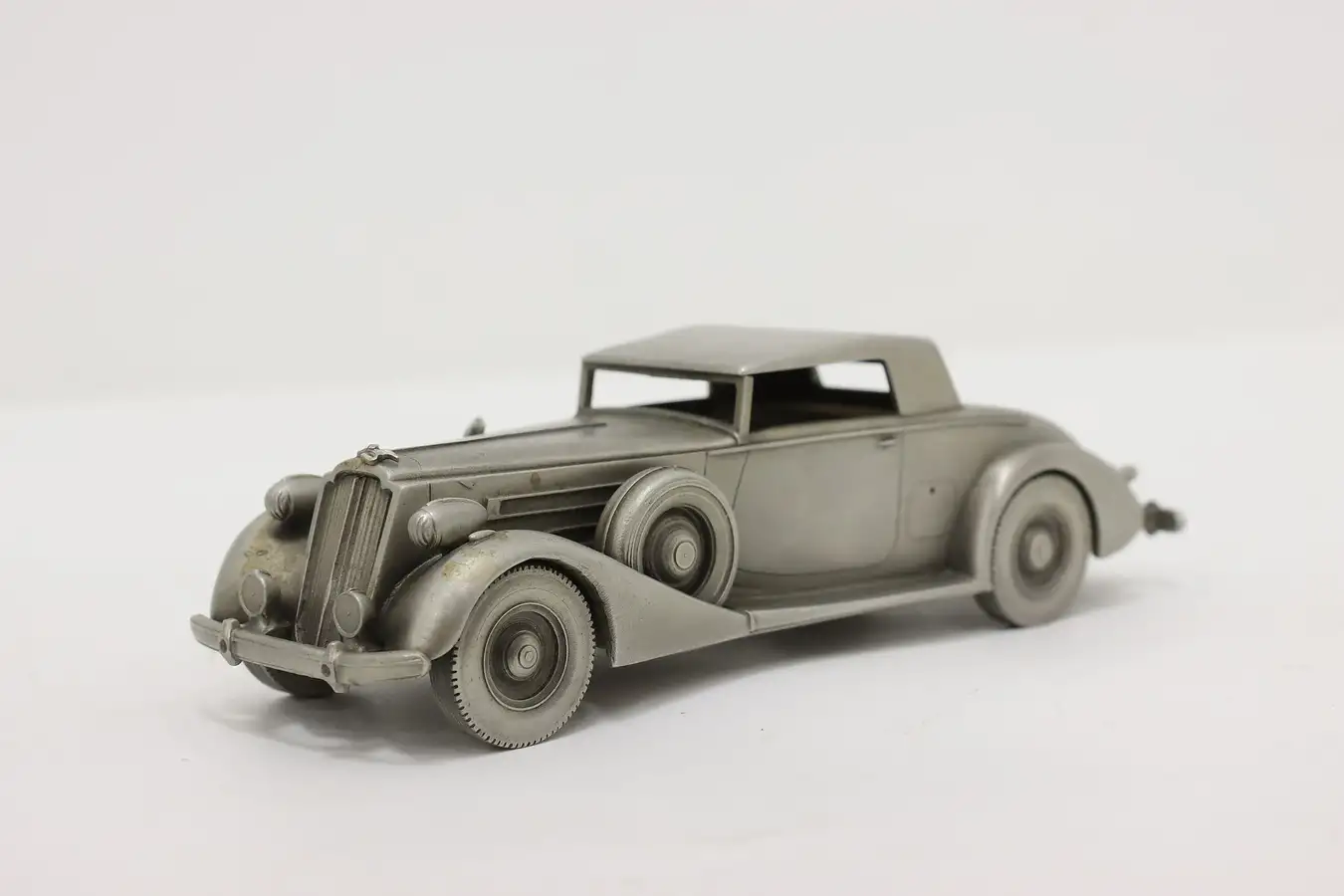 Main image of Danbury Mint Vintage Pewter 1937 Packard Coupe Model Car