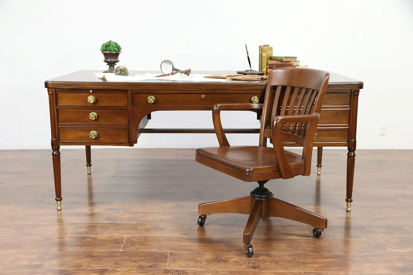 Main image of Washington Vintage 6' Mahogany Executive Library or Office Desk, Rway