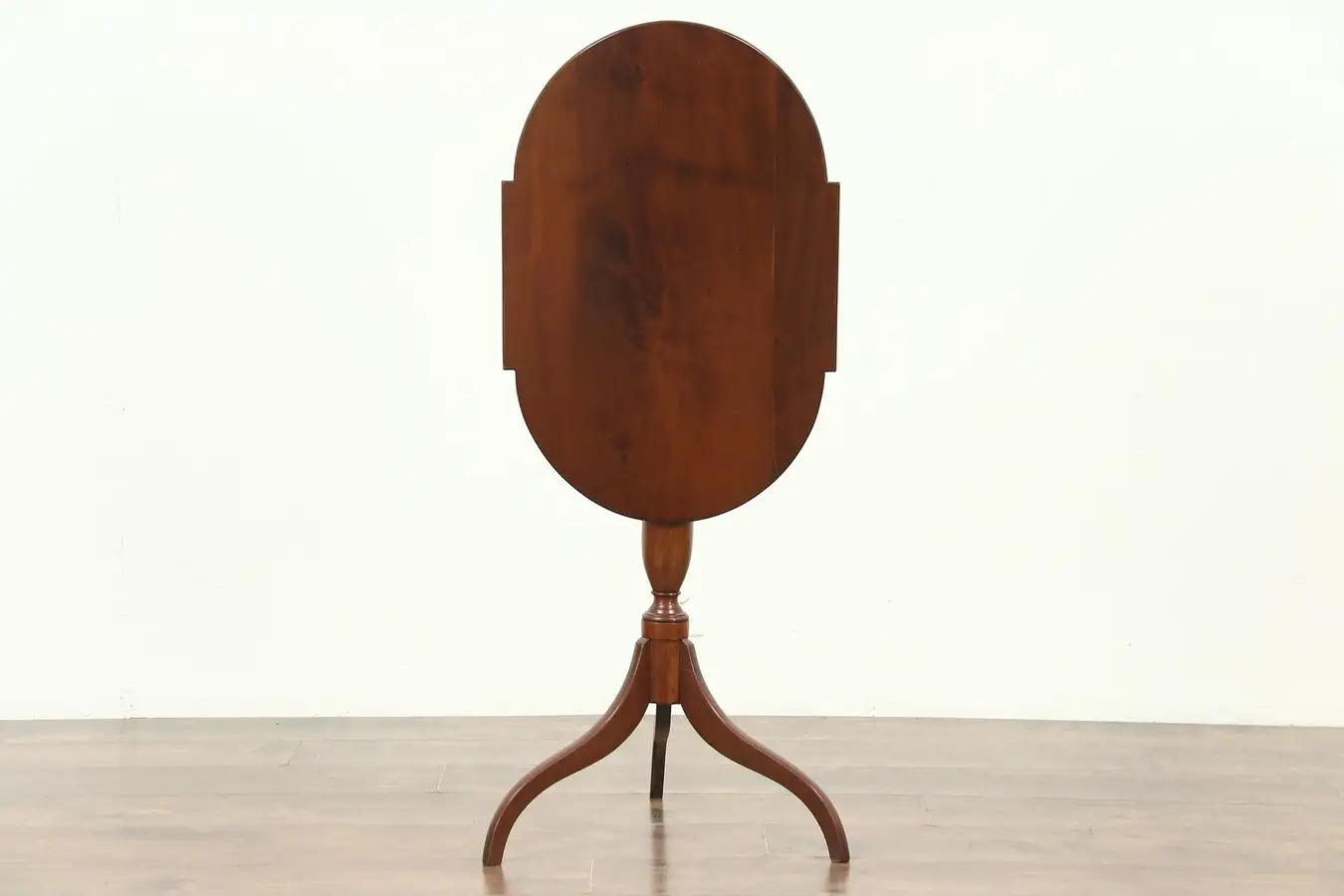 Main image of Hepplewhite 1780 Antique Mahogany Tilt Top Tea Table or Candle Stand