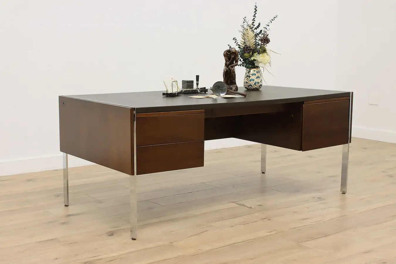 Main image of Midcentury Modern Vintage Office Desk Stow Davis