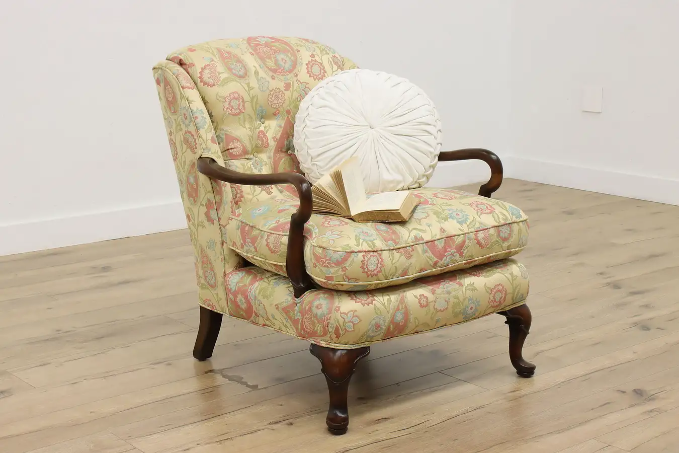 Main image of Georgian Vintage Upholstered Mahogany Reading Lounge Chair