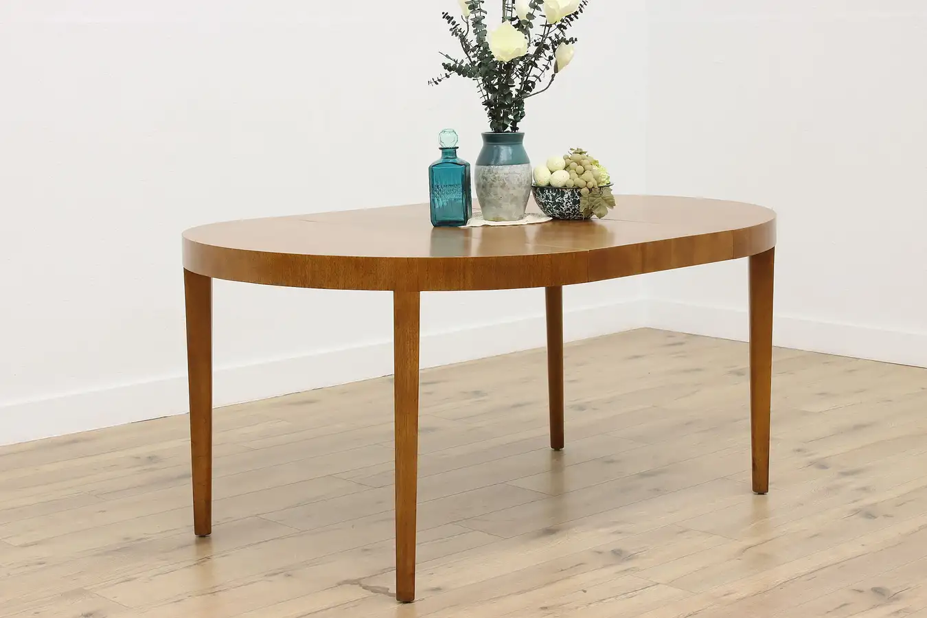 Main image of Midcentury Modern Vintage 5' Dining Table Wormley for Dunbar