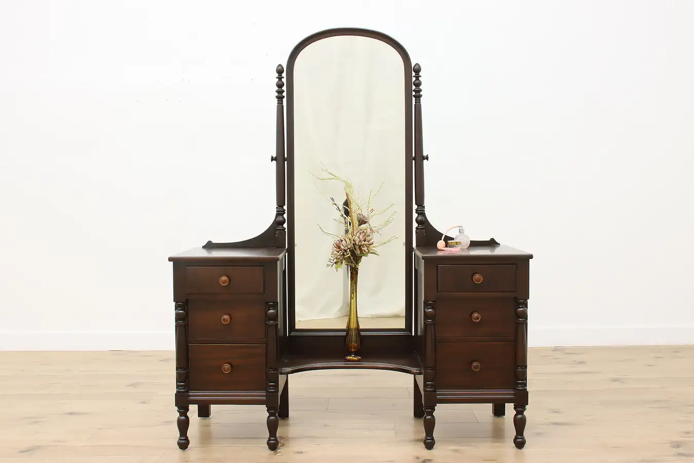 Main image of Traditional Antique Mahogany Vanity Dressing Table Northern