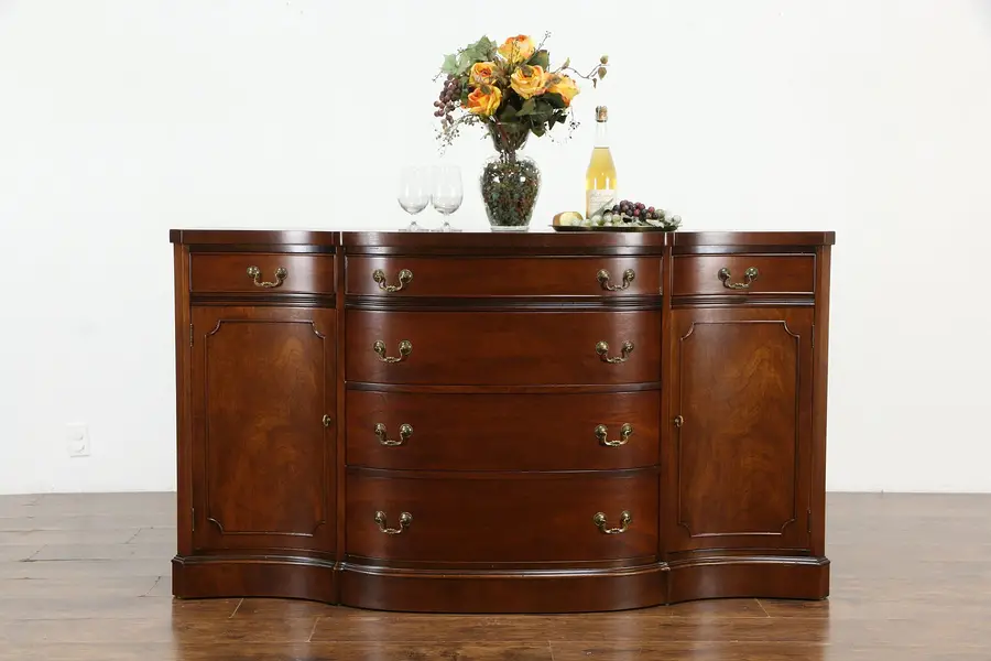 Photo of Traditional Mahogany Vintage Georgian Sideboard, Server, Buffet Lundstrom