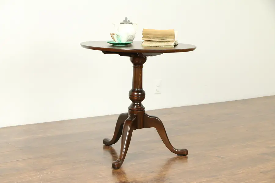 Photo of Traditional Round Cherry Tilt Top Vintage Lamp or Tea Table