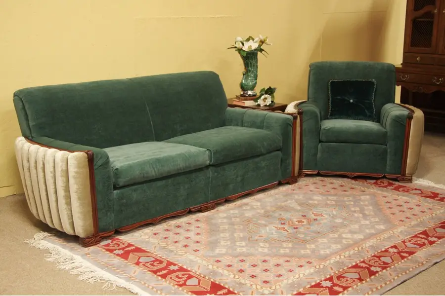 Photo of Art Deco or Moderne 1940 Sofa & Chair