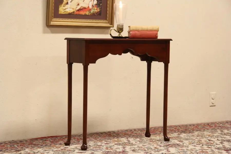 Photo of Traditional Vintage Mahogany Hall Console Table