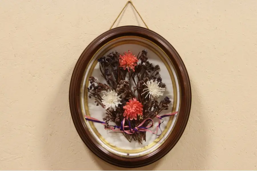 Photo of Victorian 1860 Antique Oval Shadow Box Picture Frame